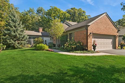 39 Warrington, Lake Bluff, IL 60044