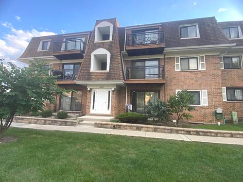 4146 Cove Unit D, Glenview, IL 60025