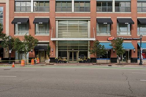 807 Davis Unit 403, Evanston, IL 60201