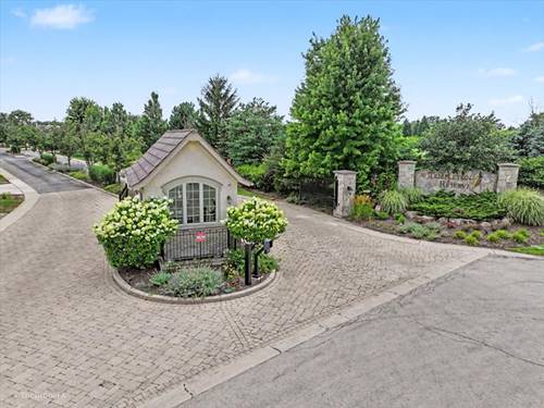 15 Templeton, Oak Brook, IL 60523