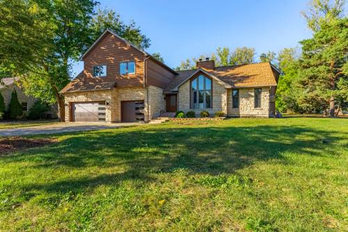 120 Pratt, Roselle, IL 60172
