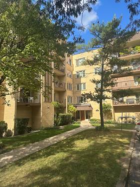 6460 W Belle Plaine Unit 407, Chicago, IL 60634