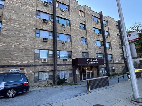 7854 S South Shore Unit 402, Chicago, IL 60649