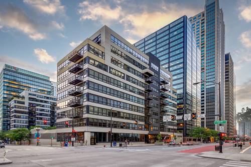 130 S Canal Unit 9B, Chicago, IL 60606
