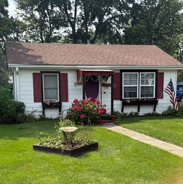 101 Oakleaf, Lake In The Hills, IL 60156