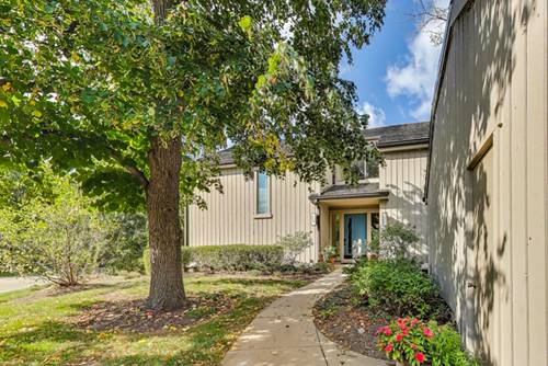 220 Thornhill Unit D, Lake Barrington, IL 60010