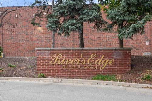 5340 N Lowell Unit 208, Chicago, IL 60630