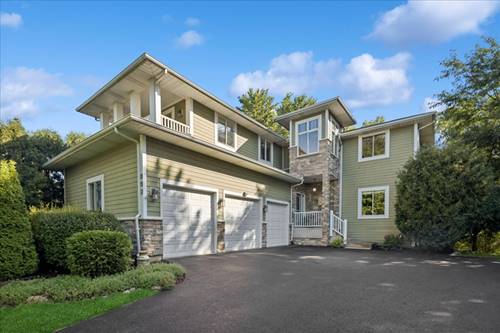 980 Dakota, Woodstock, IL 60098