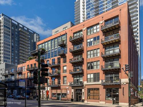300 W Grand Unit 208, Chicago, IL 60654