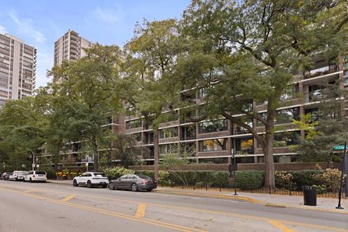 1555 N Sandburg Unit 607K, Chicago, IL 60610