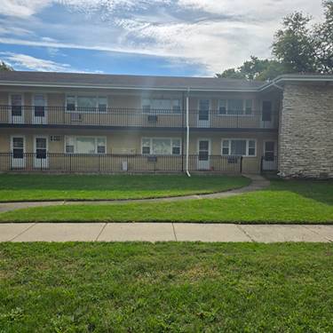 1817 W Touhy Unit 2E, Park Ridge, IL 60068