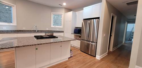 2131 W Grace Unit 1, Chicago, IL 60618