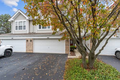 1965 Town, Naperville, IL 60565