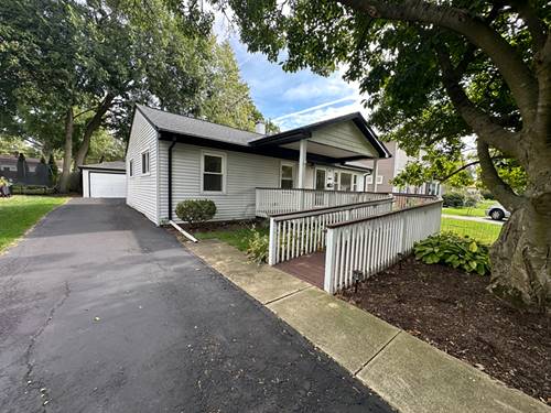 1207 S Sumner, Wheaton, IL 60189
