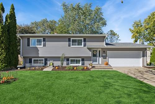 896 Canterbury, Crystal Lake, IL 60014