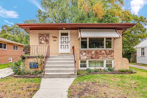 9221 Raymond, Oak Lawn, IL 60453