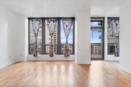 565 W Quincy Unit 1216, Chicago, IL 60661