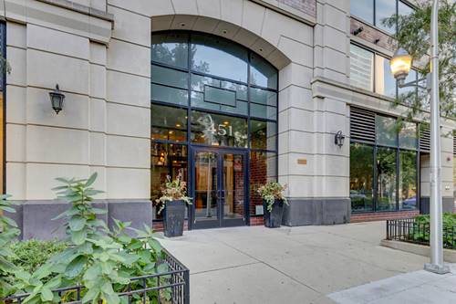 451 W Huron Unit 1407, Chicago, IL 60654
