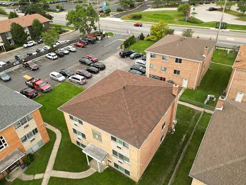 9662 Golf Unit GW, Des Plaines, IL 60016