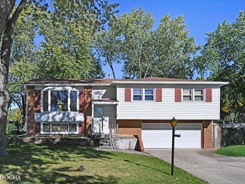 2712 Mohawk, Woodridge, IL 60517