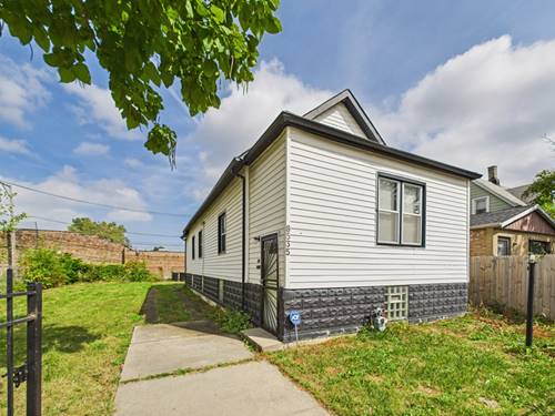 8535 S Givins, Chicago, IL 60620