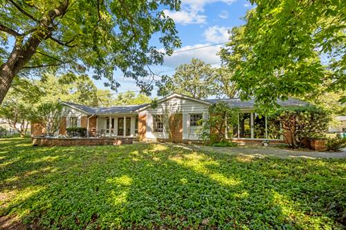 236 Bristol, Northfield, IL 60093