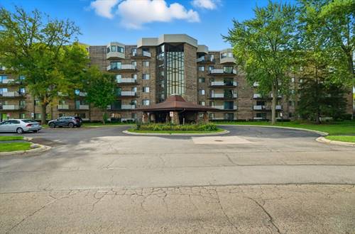 1275 E Baldwin Unit 504, Palatine, IL 60074