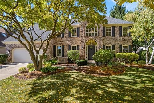 705 S Whispering Hills, Naperville, IL 60540