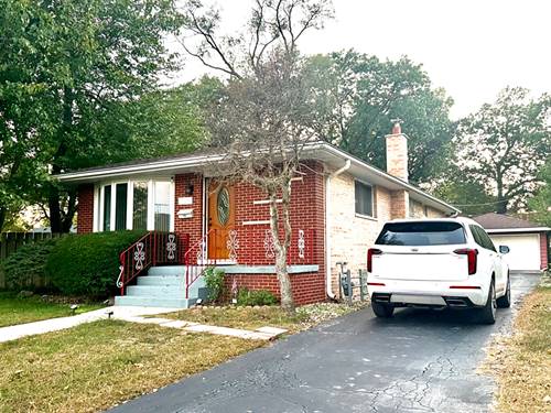 18136 Oakwood, Lansing, IL 60438