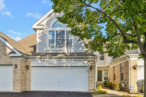 505 Citadel, Westmont, IL 60559