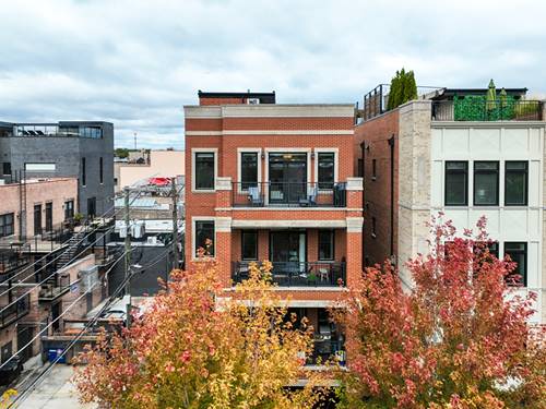 744 W Buckingham Unit 4, Chicago, IL 60657