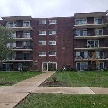 5300 Walnut Unit 12B, Downers Grove, IL 60515
