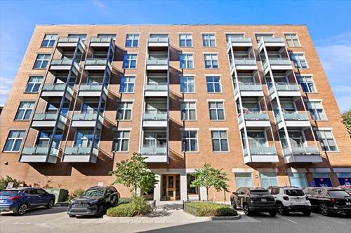 949 W Madison Unit 406, Chicago, IL 60607