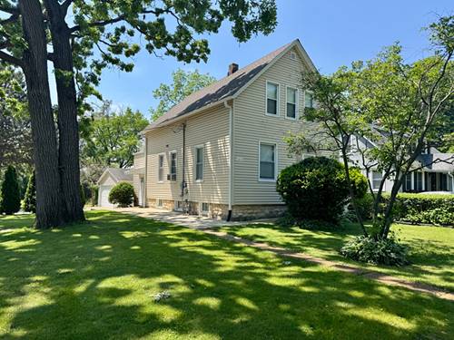 1014 Half Day, Highland Park, IL 60035