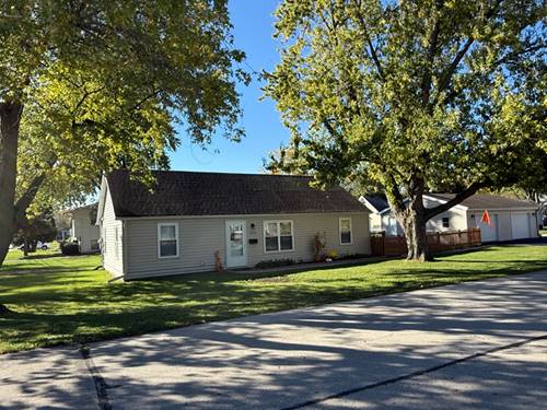 126 E Kerr, Sycamore, IL 60178