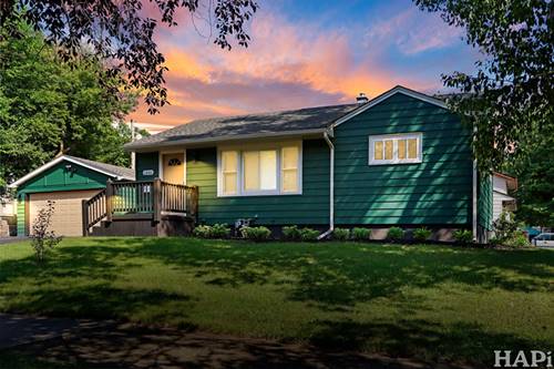 2440 W Cheyenne, Waukegan, IL 60087