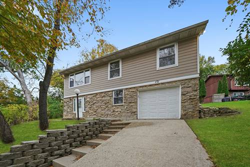 171 Lake Shore, Carpentersville, IL 60110