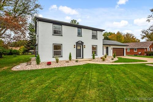 27 S Canterbury, Aurora, IL 60506