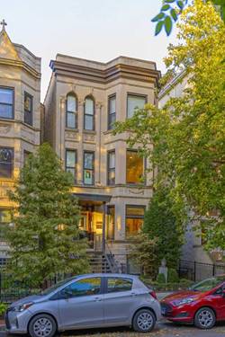 712 W Briar, Chicago, IL 60657