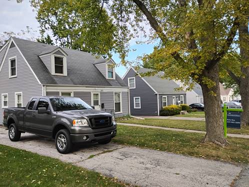 371 S Edison, Elgin, IL 60123