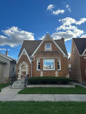 5813 W Cornelia, Chicago, IL 60634