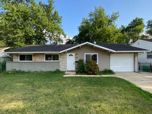 317 E Schaumburg, Streamwood, IL 60107