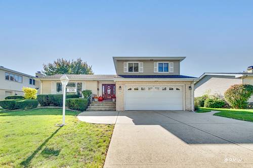 1155 W Westwood, Addison, IL 60101