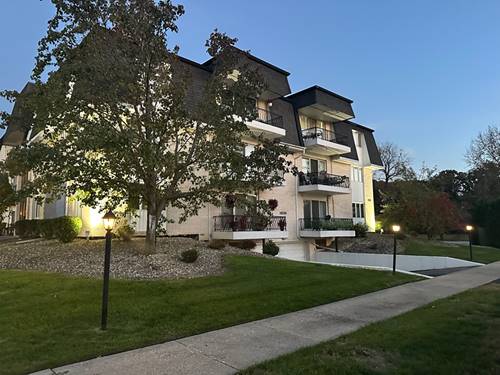 18559 Escanaba Unit 305, Lansing, IL 60438