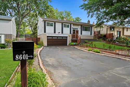 8601 S Kean, Hickory Hills, IL 60457