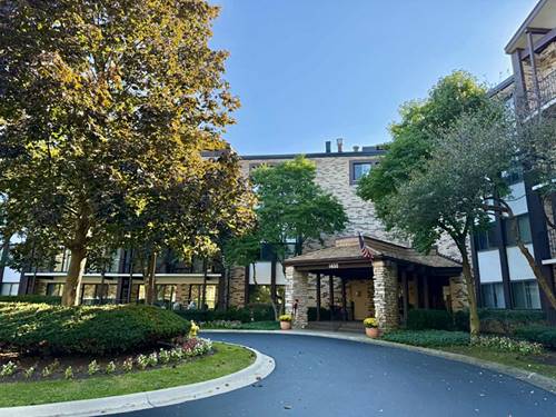 1400 N Yarmouth Unit 315, Mount Prospect, IL 60056
