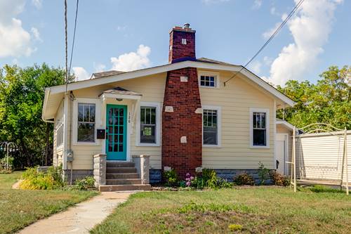128 Grant, Barrington, IL 60010