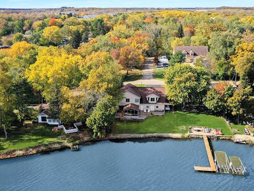 5012 W Lake Shore, Wonder Lake, IL 60097