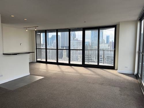 10 E Ontario Unit 5104, Chicago, IL 60611