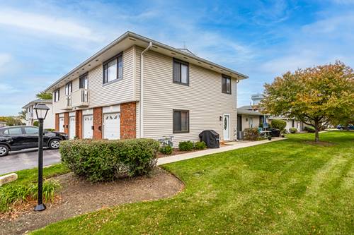 120 Brewster Unit D, Bloomingdale, IL 60108